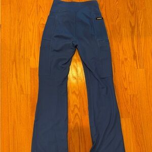 Jaanuu scrub pants
